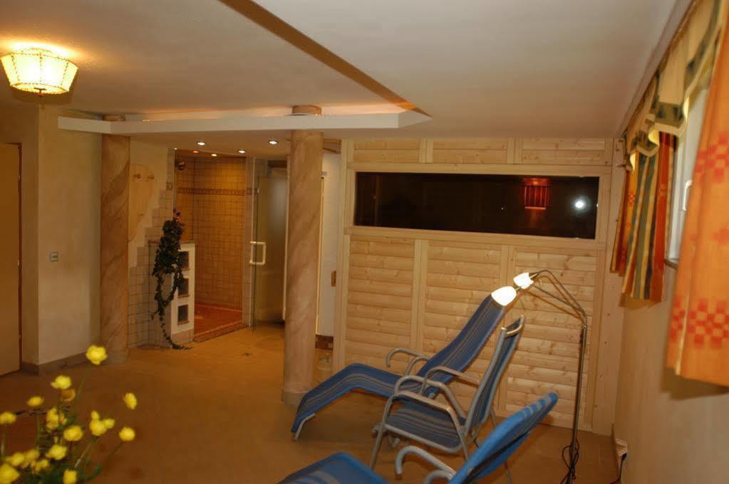Haus Katharina, Summercard Included Kaprun Extérieur photo