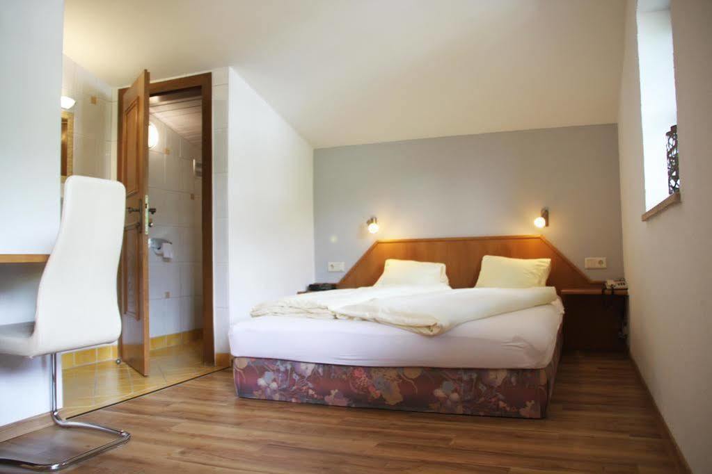 Haus Katharina, Summercard Included Kaprun Extérieur photo